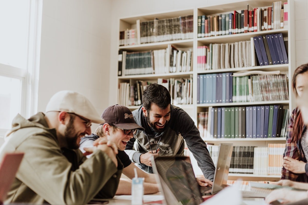 Students collaborating on a university campus